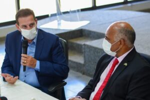Rogério Cruz afirma que parceria com Vanderlan deve ser "duradoura e positiva"