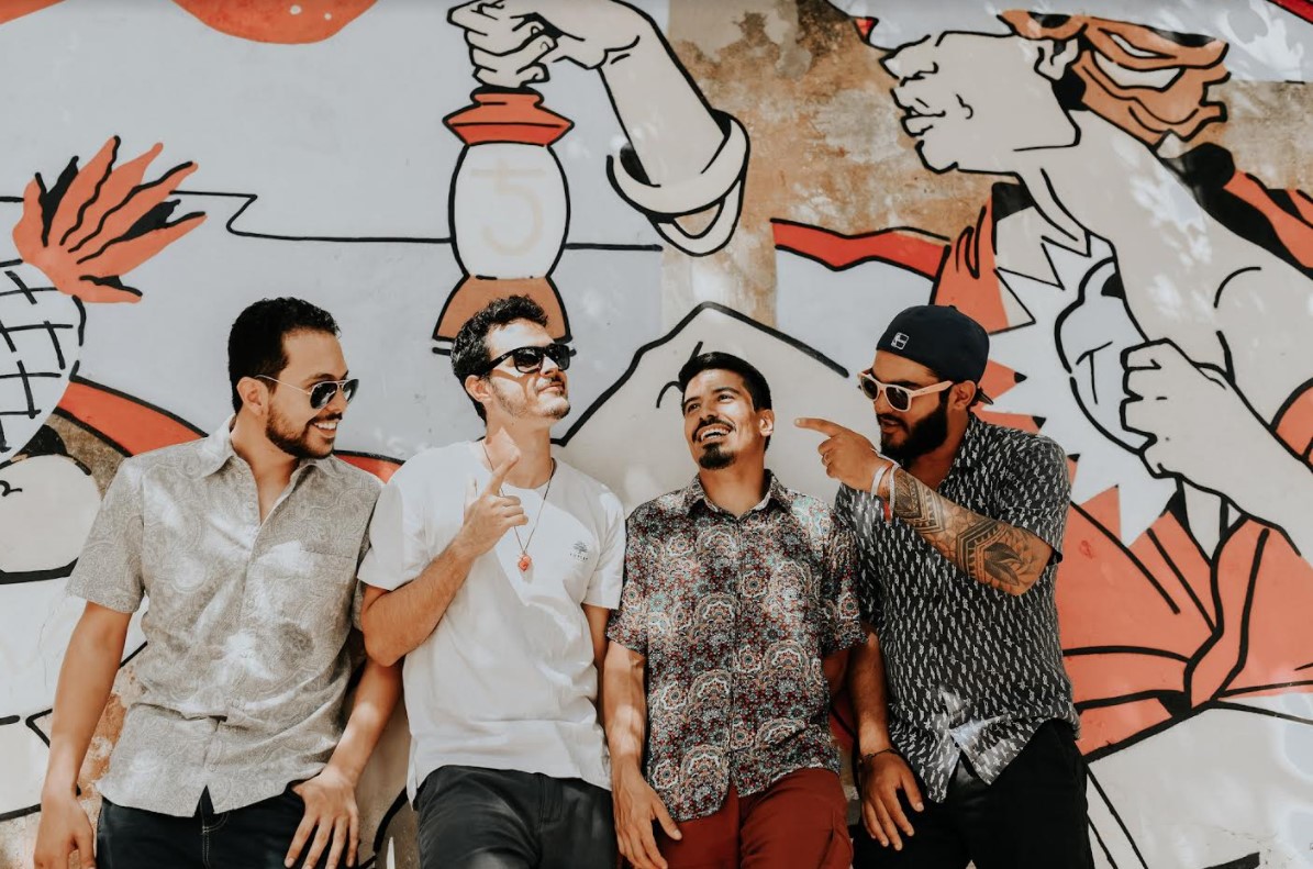 banda Pedra Bruta e DJ Thiago Jesus em Goiânia