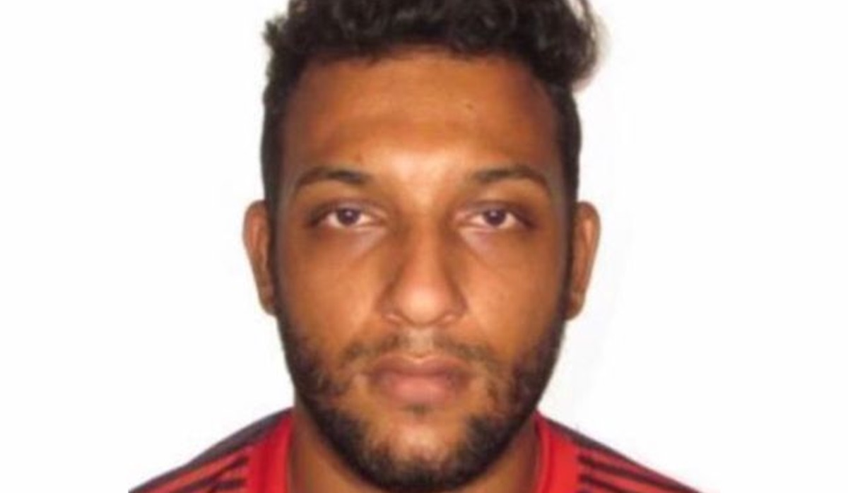 Polícia procura suspeito de matar casal por acreditar que vítimas transmitiram covid ao pai e irmão