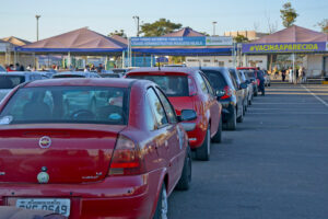 Vacinação nos pontos drive-thru retoma nesta quarta-feira (25) (Foto: Claudivino Antunes - SecomAparecida)