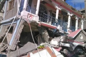Terremoto de magnitude 7 deixa destruição e mortos no Haiti
