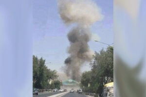 Estado Islâmico reivindica autoria de ataque no aeroporto de Cabul