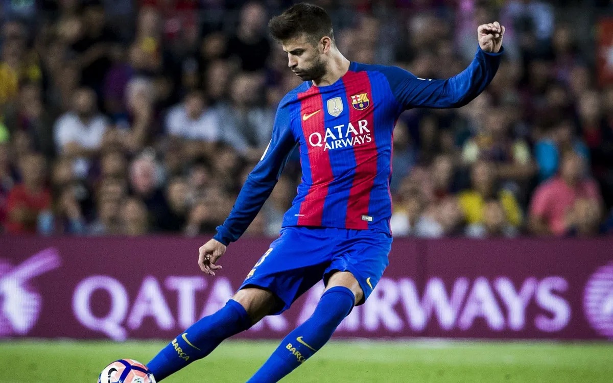 Pique durante partida pelo Barcelona