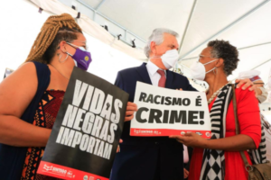Governo anuncia delegacia para crimes raciais e de intolerância e prepara reciclagem de policiais (Foto: Governo do Estado)
