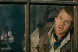 James Corden aparece em novo trailer de 'Cinderela' e web reage negativamente