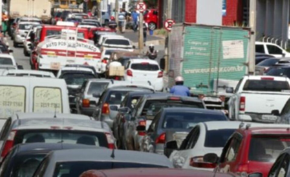 Governo de Goiás altera calendário de IPVA