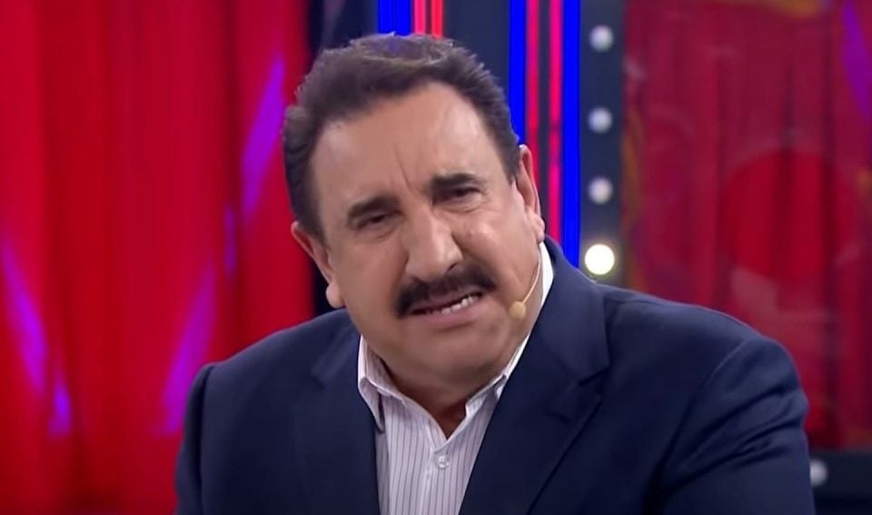 'O que isso vai mudar a sua vida?', questiona o apresentador do SBT. Ratinho pede que não se informem sobre guerra na Ucrânia: 'Bobagem'