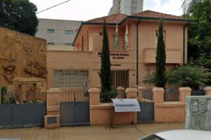 AGL na Calçada promove varal de poesias em Goiânia