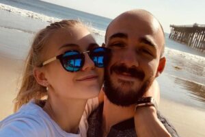 Brian Laundrie Briga teria ocorrido no dia em que ela mandou última mensagem à família. Noivo de Gabby Petito brigou em restaurante antes do sumiço dela