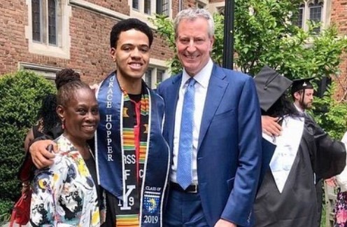 Prefeito de Nova York volta a utilizar Bolsonaro como exemplo a não ser seguido (Foto: Instagram)