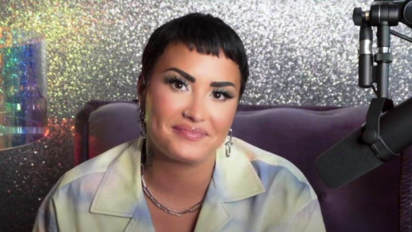 'Foi uma experiência bastante alucinante', disse a cantora. Demi Lovato lembra quando teve contato com alienígenas em parque