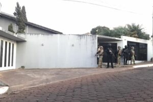 Dois empresários foram presos suspeitos de superfaturamento de remédios em Formosa, na região do Entorno do Distrito Federal (DF). (Foto: divulgação/MP)