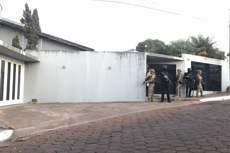 Dois empresários foram presos suspeitos de superfaturamento de remédios em Formosa, na região do Entorno do Distrito Federal (DF). (Foto: divulgação/MP)