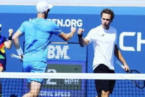 Bruno Soares (direita) ao lado do companheiro Jamie Murray