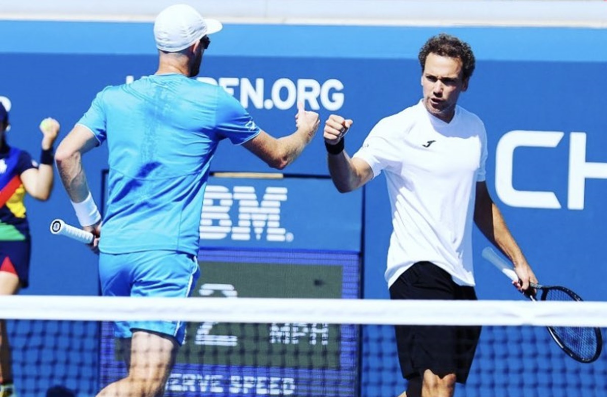 Bruno Soares (direita) ao lado do companheiro Jamie Murray