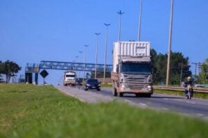 Caminhoneiros encerraram os bloqueios em rodovias estaduais de Goiás nesta sexta-feira (10), segundo a Polícia Militar (PM). (Foto ilustrativa: reprodução)