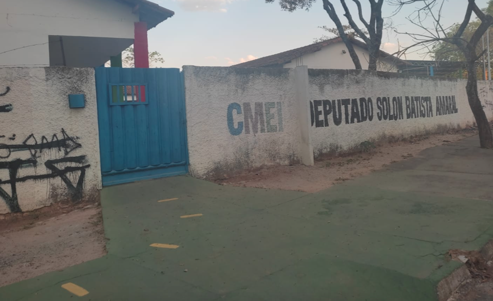 CMEI de Goiânia corta atividades por falta de funcionários e professores assumem limpeza (Foto: Mais Goiás)