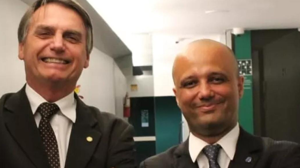 Major Vitor Hugo pode recuar da candidatura ao governo de Goiás