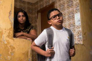 Aluno da rede municipal Dennes Júnior Souza Costa, 16, que é surdo, preferiu voltar para as aulas presenciais