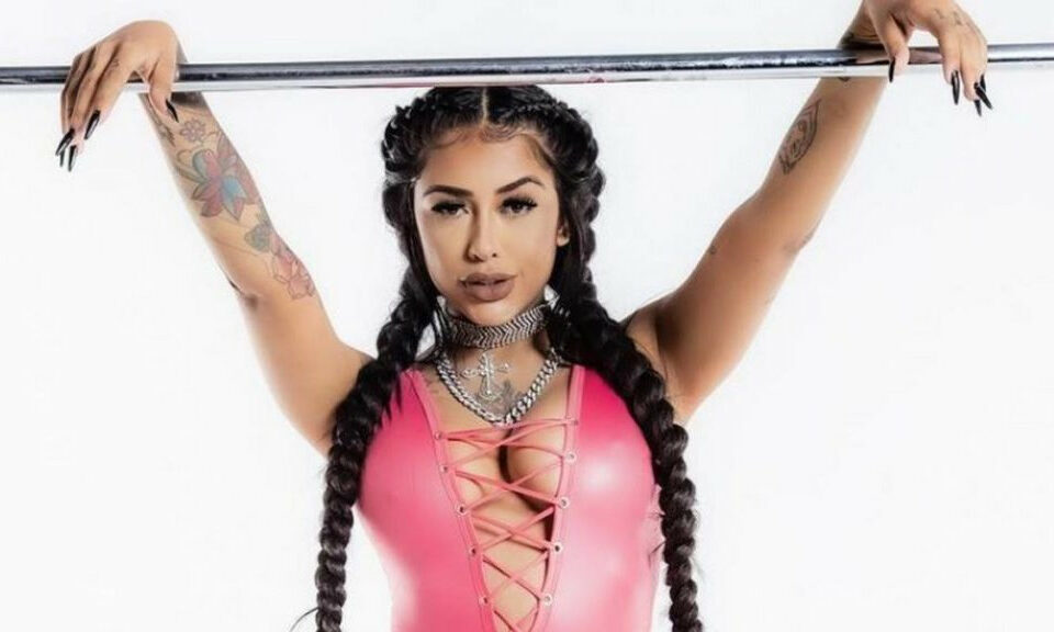 Cantora Fernanda Medrado é a 10ª confirmada em A Fazenda 13