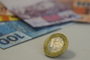 Brasil deve estar no topo na lista de países com maior inflação de 2021, diz OCDE