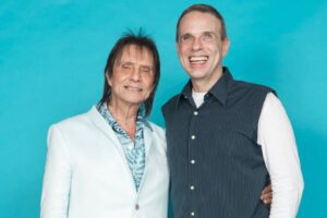 Roberto Carlos publica homenagem para o filho Dudu Braga