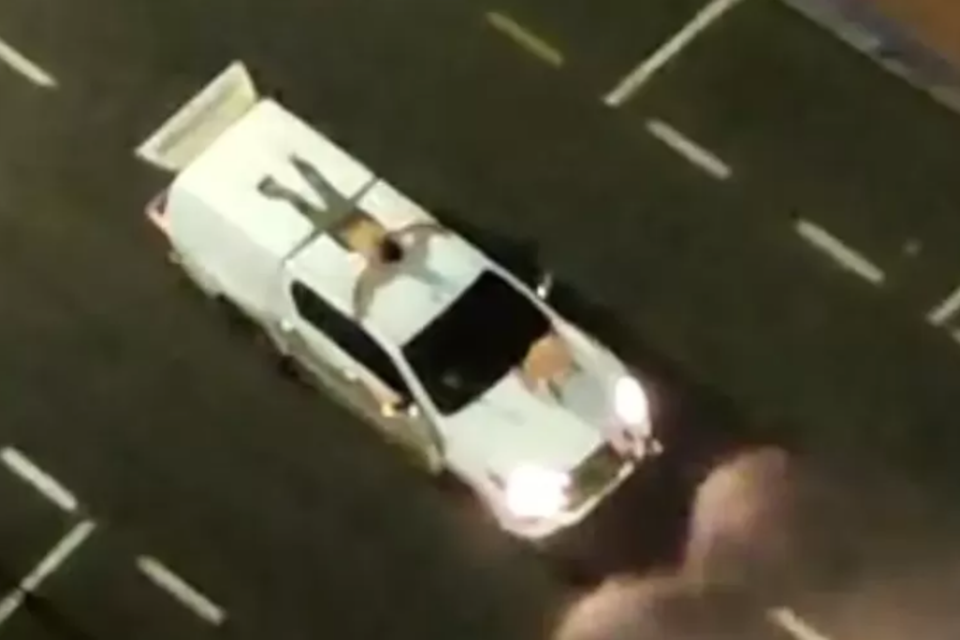 Reféns sobre carros de criminosos - Suspeito de financiar assalto a bancos de Araçatuba foi preso no interior de São Paulo (SP). Operação criminosa teria custado R$ 600 mil