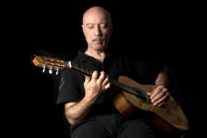 Live com Edgard Scandurra, da banda Ira!, acontece nesta sexta-feira (1/10)