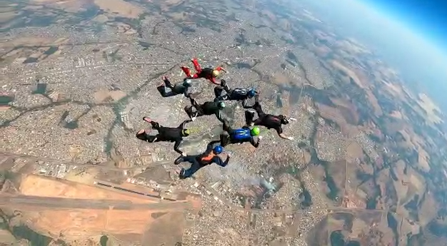 Paraquedismo 1 queda livre