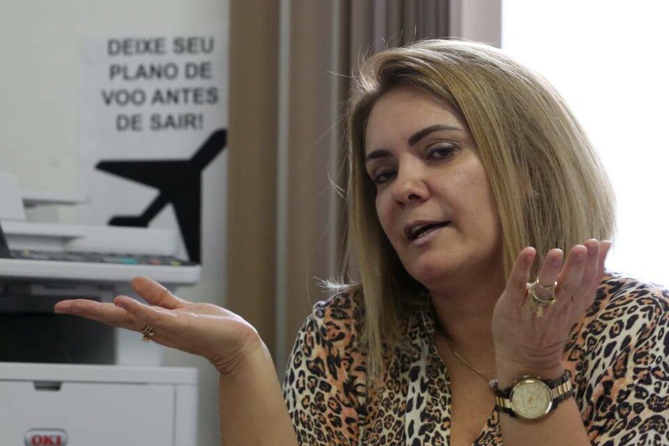 Ana Cristina Siqueira Valle