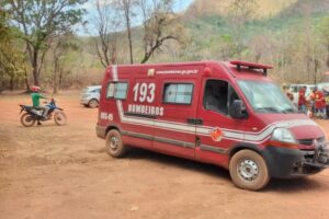 Parte do incêndio no Vale da Lua, na Chapada dos Veadeiros, é controlado
