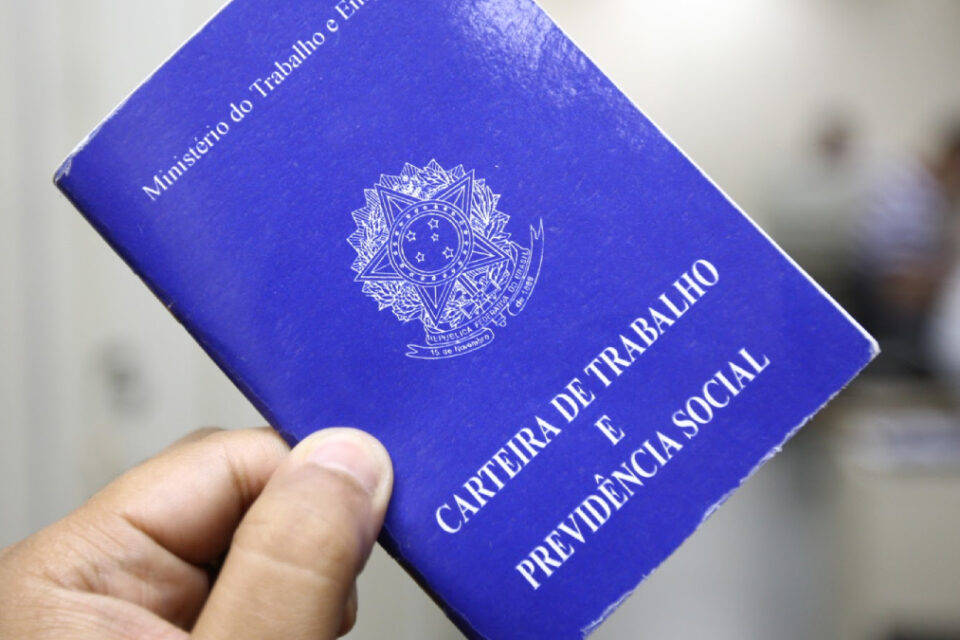 Revisão do Caged 2020 reduz empregos formais em 12% em Goiás; déficit em Goiânia cresceu