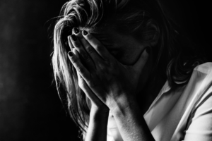 Polícia do DF prende suspeito de se masturbar na frente de mulheres, em ponto de ônibus