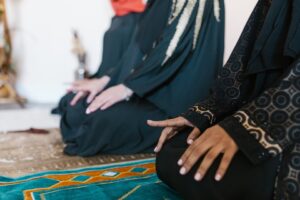 m dos porta-vozes do grupo fundamentalista islâmico Talibã, Sayed Zekrullah Hashim, voltou a atacar os direitos das mulheres durante uma entrevista - Mulheres precisam fazer filhos e não ser ministras, diz Talibã