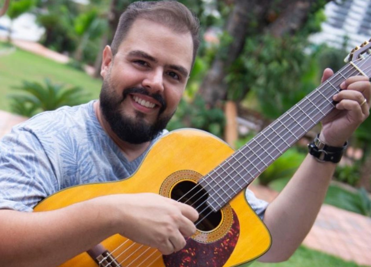 Músico Ricardo Coutinho comanda roda de samba em Goiânia nesta quinta, 30