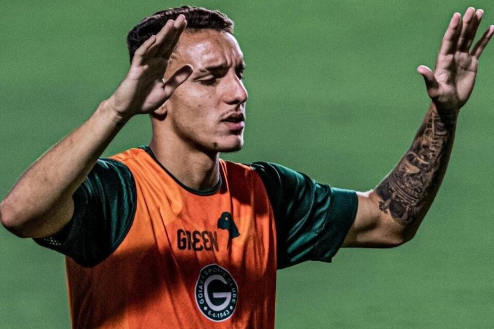 João Lucas, jogador do Goiás