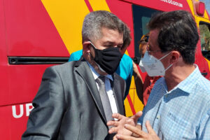 Deputado quer delegado Waldir (PSL) e Lucas Vergílio (SD) na chapa de Caiado