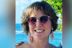 Mulher descobre que ginecologista com quem consultava há 9 anos é o seu pai biológico