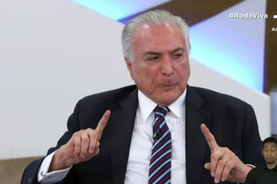 Temer confirma convite para disputar presidência pelo PSDB: 'Gentileza do Perillo'