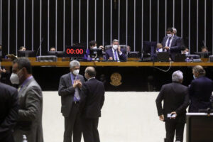 Câmara aprova MP que altera regras de fundos constitucionais