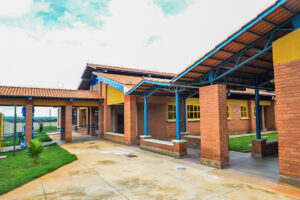 Interior de unidade de ensino - Projeto na Assembleia prevê botão antipânico nas escolas de Goiás para acionar a polícia ou bombeiros durante emergências