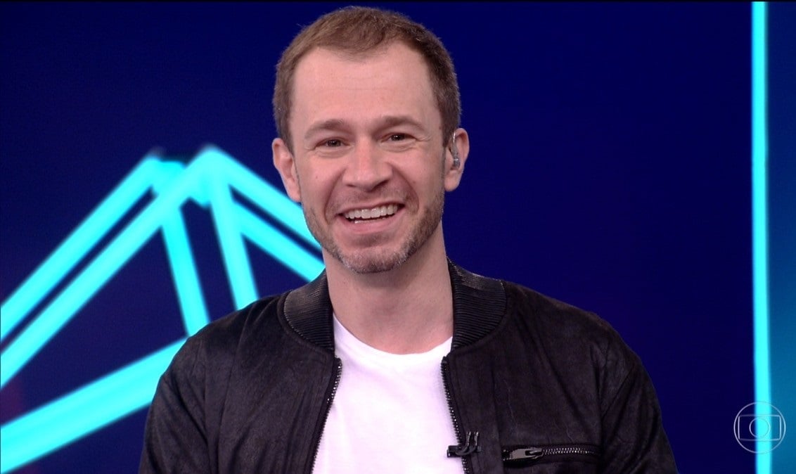 Público quer ver a opinião dele após casos de abuso com Bruna Griphao BBB 23: Após declarar torcida para Gabriel, Tiago Leifert é criticado