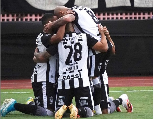 Jogadores do Goiânia