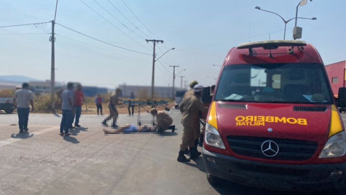 Motociclista fica gravemente ferido após colisão em cruzamento de Goianésia
