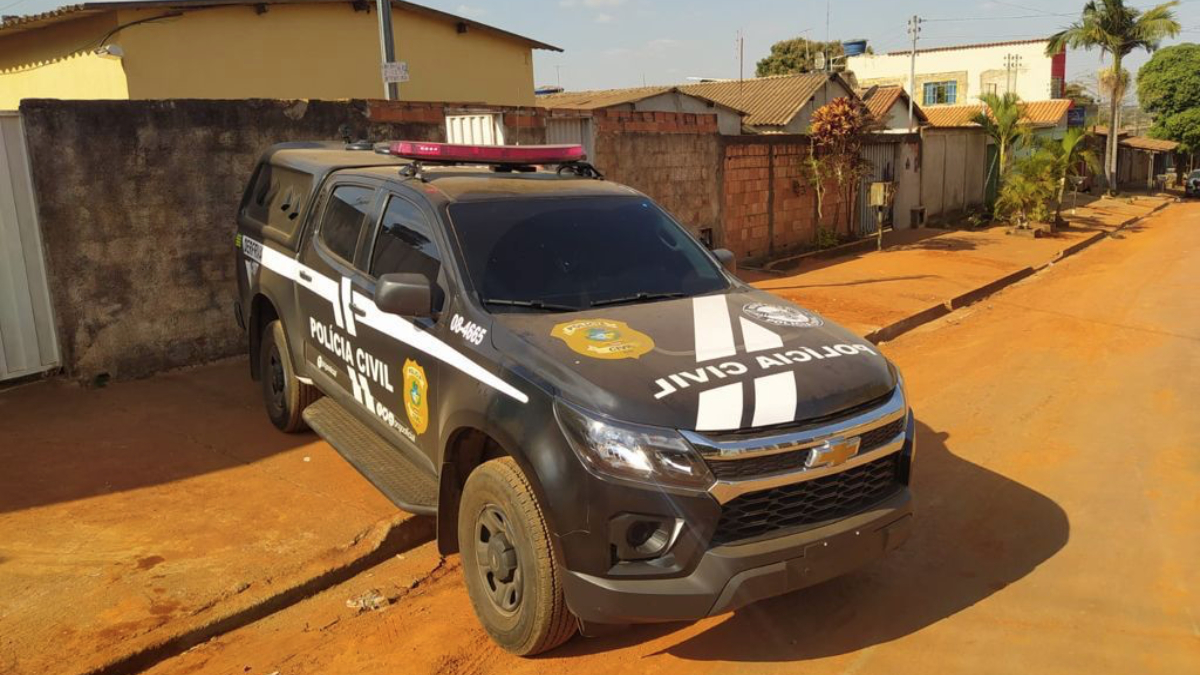 17 pessoas são presas suspeitas de cerca de 14 roubos de veículos em Goiânia e região