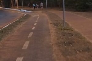 Pista para ciclismo em parque da capital - Projeto de lei pode proibir ciclistas de circularem em pistas de caminhada de Goiânia. Veículos poderão trafegar por ciclovias e ciclofaixas