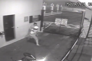 Câmeras de segurança registram feminicídio em condomínio de Aparecida de Goiânia