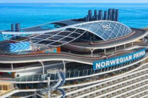 Embarque no Norwegian Prima está previsto para agosto de 2022. Navio de luxo oferece escorregador em queda livre e pista de corrida: fotos