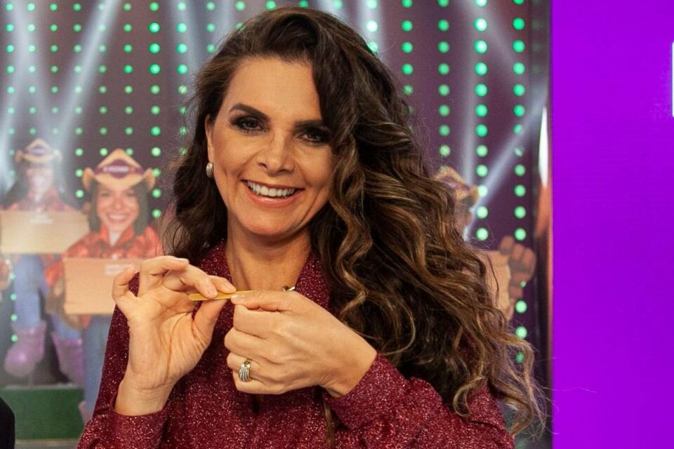 Luiza Ambiel promete gravar conteúdo adulto com quem acertar placar de Brasil x Noruega sexo ex-musa da banheira do Gugu, somente o placar