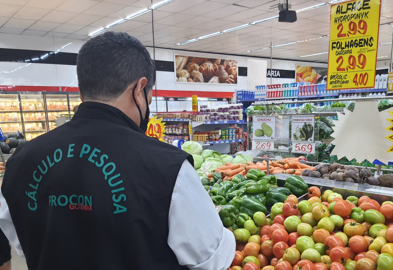 Em Goiânia, produtos de cesta básica têm variação de até 103% no preço
